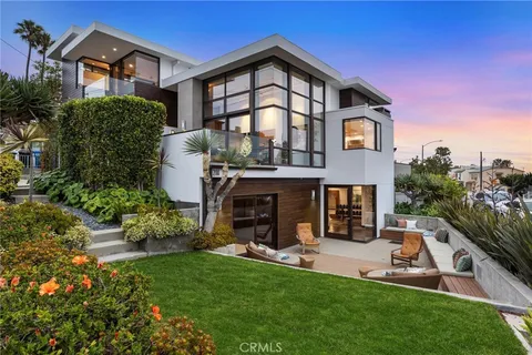 $7,799,000 | 2114 Manhattan Avenue, Hermosa Beach, CA 90254