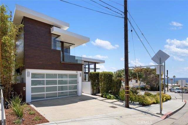 $7,799,000 | 2114 Manhattan Avenue, Hermosa Beach, CA 90254