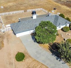 21780 Valley View Road Madera, CA 93638 - Photo 19 of 22 a view of a lake with a yard