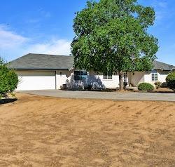 21780 Valley View Road Madera, CA 93638 - Photo 2 of 22 a view of pool and outdoor space