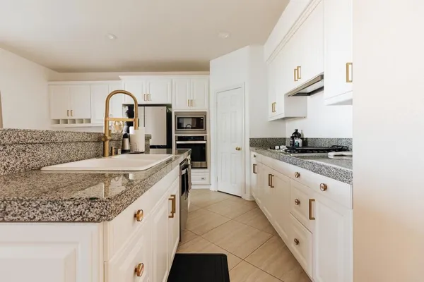 $14,500 | 10517 Corte Jardin Del Mar, Carmel Valley, CA 92130