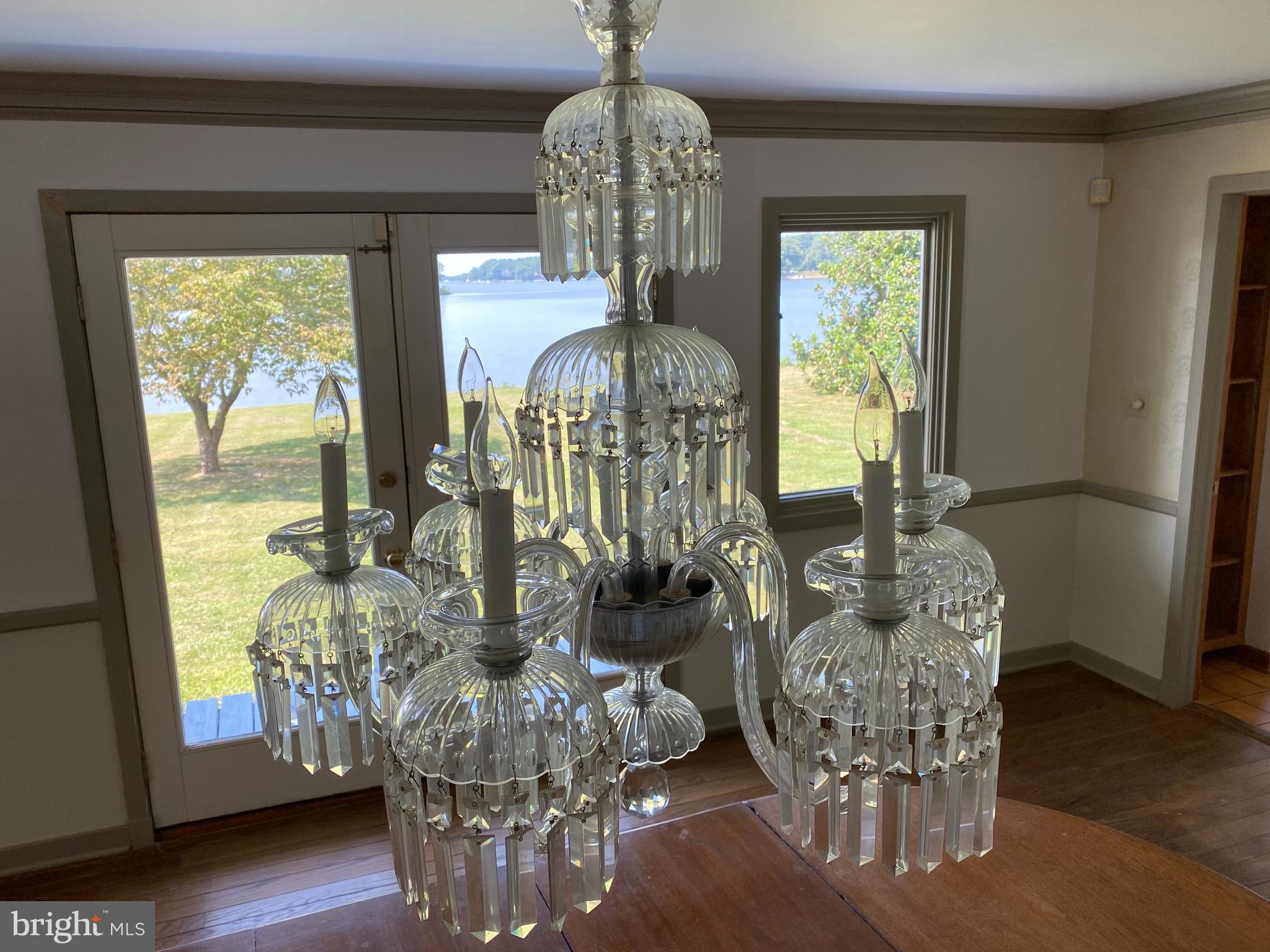 4699 World Farm Road Oxford, MD 21654 - Photo 20 of 64 crystal chandelier