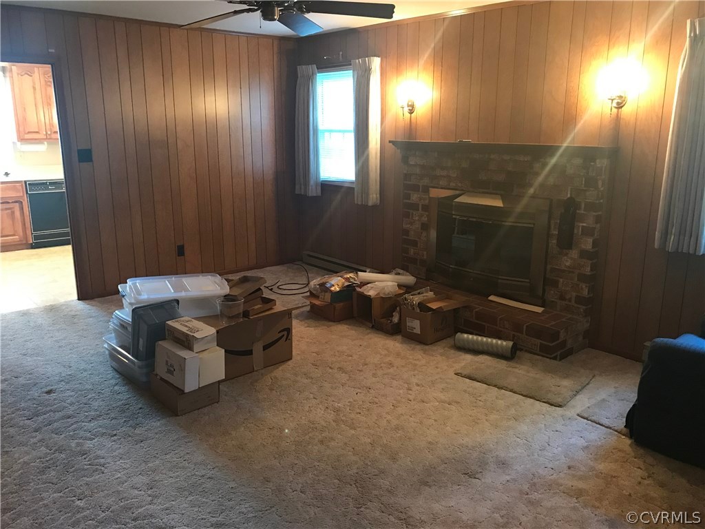 105 Princeton Road Colonial Heights, VA 23834 - Photo 12 of 26 Family room brick fireplace with gas logs