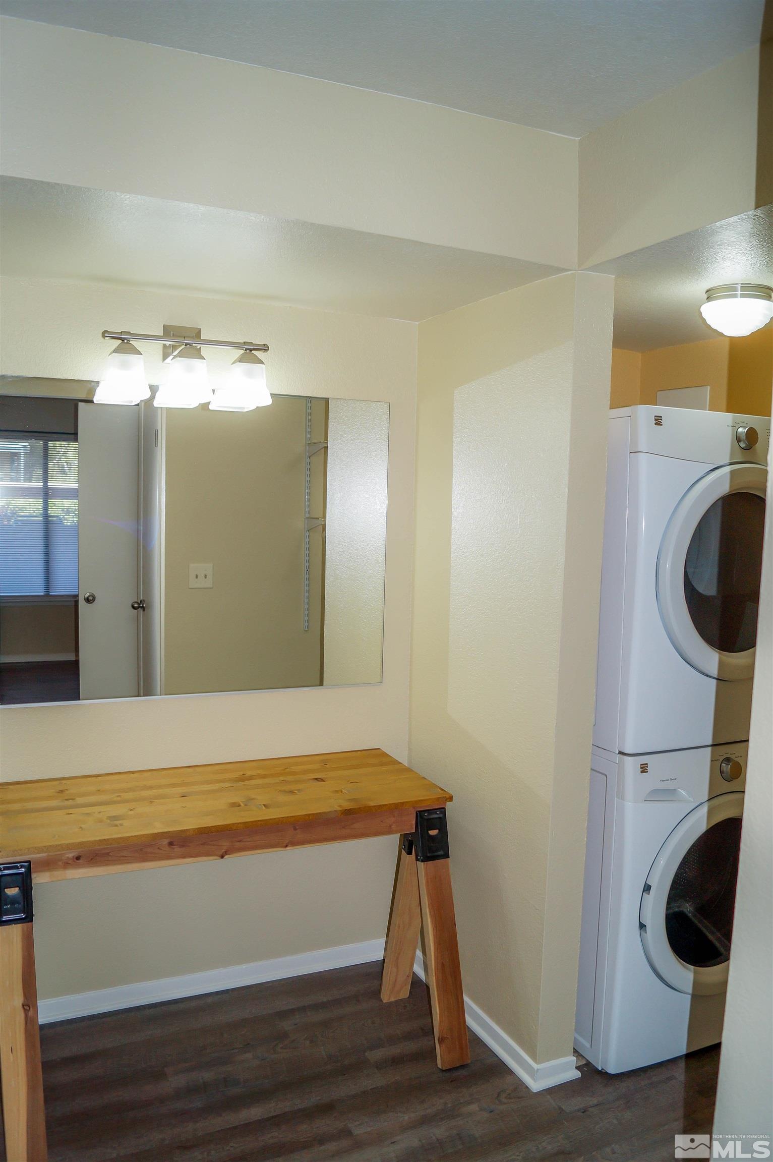 1465 East Peckham Lane, Unit 19 Reno, NV 89502 - Photo 18 of 35 Photo 18