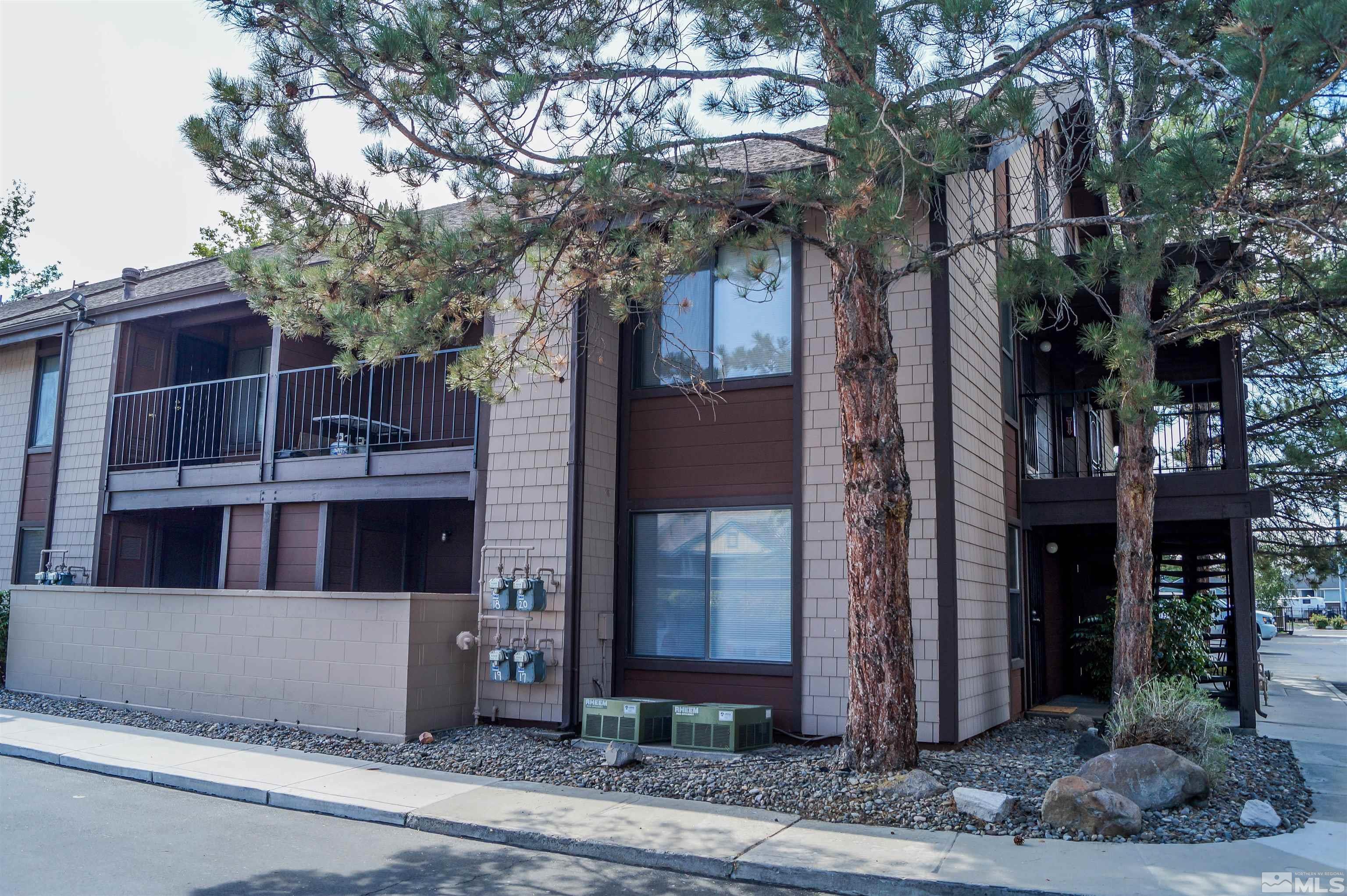 1465 East Peckham Lane, Unit 19 Reno, NV 89502 - Photo 2 of 35 Photo 2