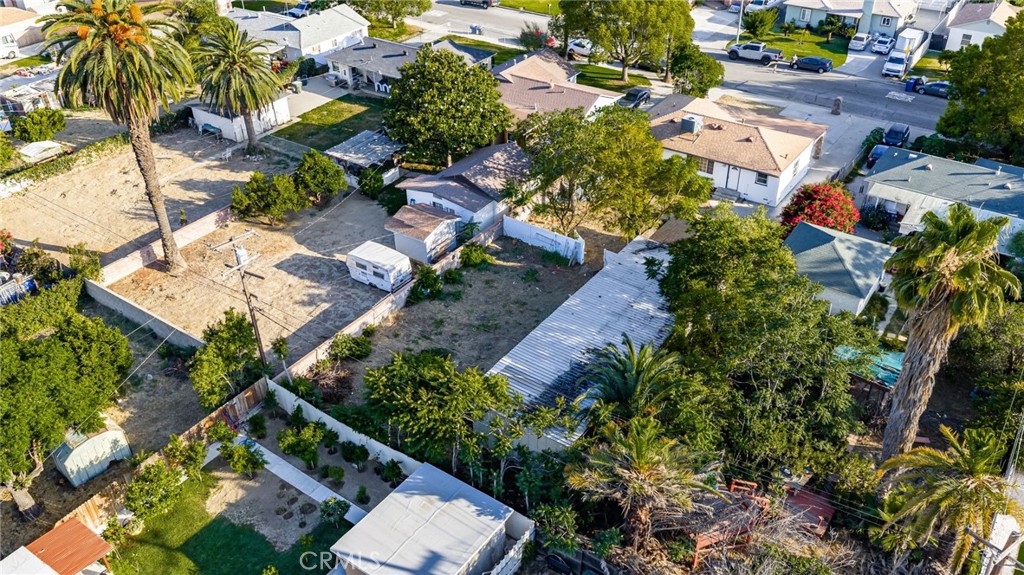 3869 Shamrock Avenue Riverside, CA 92501 - Photo 32 of 34 an aerial view of a house with a yard