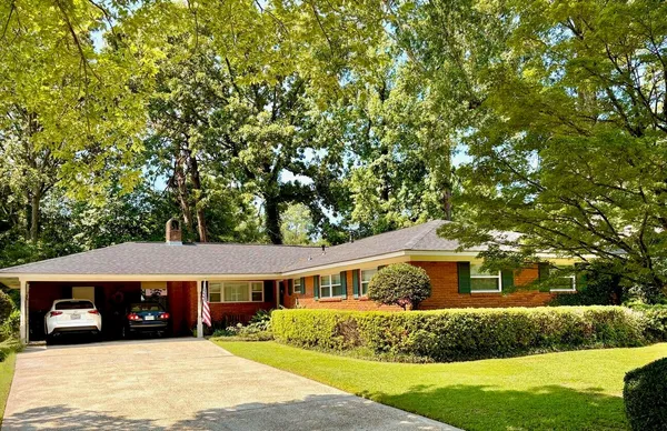 $225,000 | 320 Emerson Drive, Hattiesburg, MS 39401