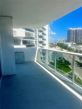 $409,000 | 2841 North Ocean Boulevard, Unit 802, Fort Lauderdale, FL 33308