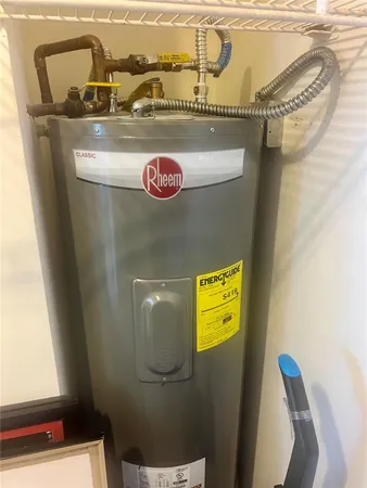 $409,000 | 2841 North Ocean Boulevard, Unit 802, Fort Lauderdale, FL 33308