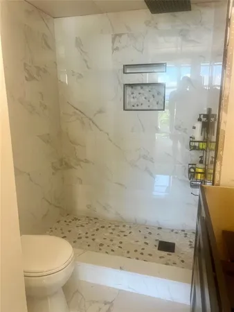 $409,000 | 2841 North Ocean Boulevard, Unit 802, Fort Lauderdale, FL 33308