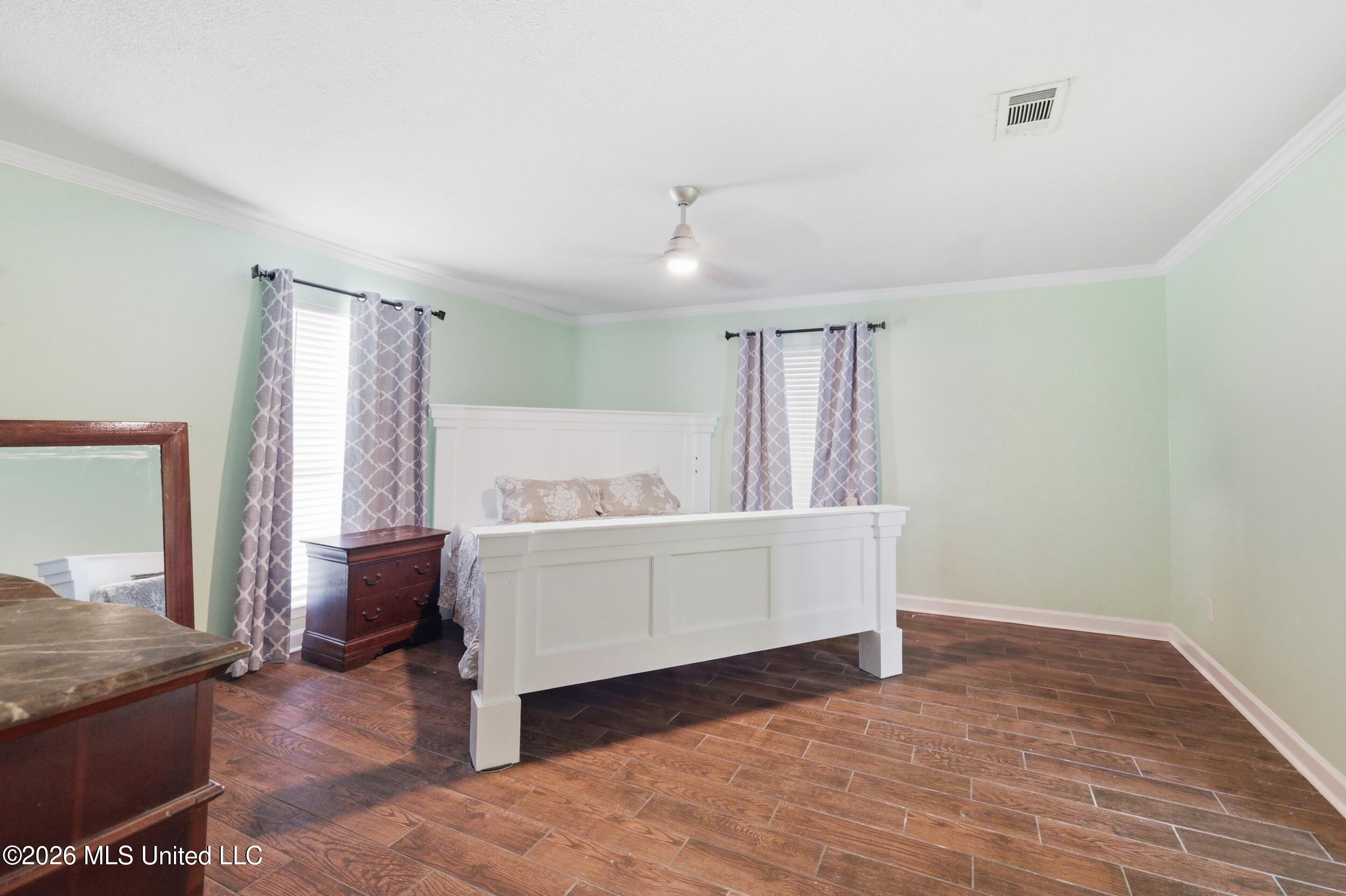 12448 Lorraine Road Biloxi, MS 39532 - Photo 13 of 54 28_r6__6856