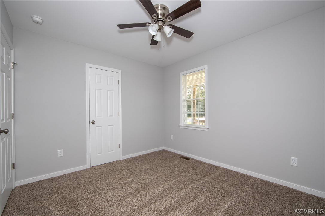 25422 Front Road Petersburg, VA 23803 - Photo 14 of 22 Gallery Image 14
