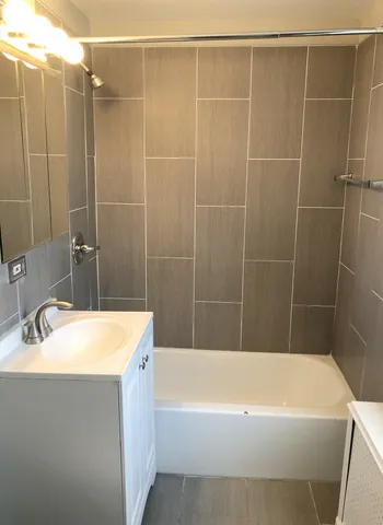 $1,550 | 434 Elmwood Avenue, Unit G, Evanston, IL 60202