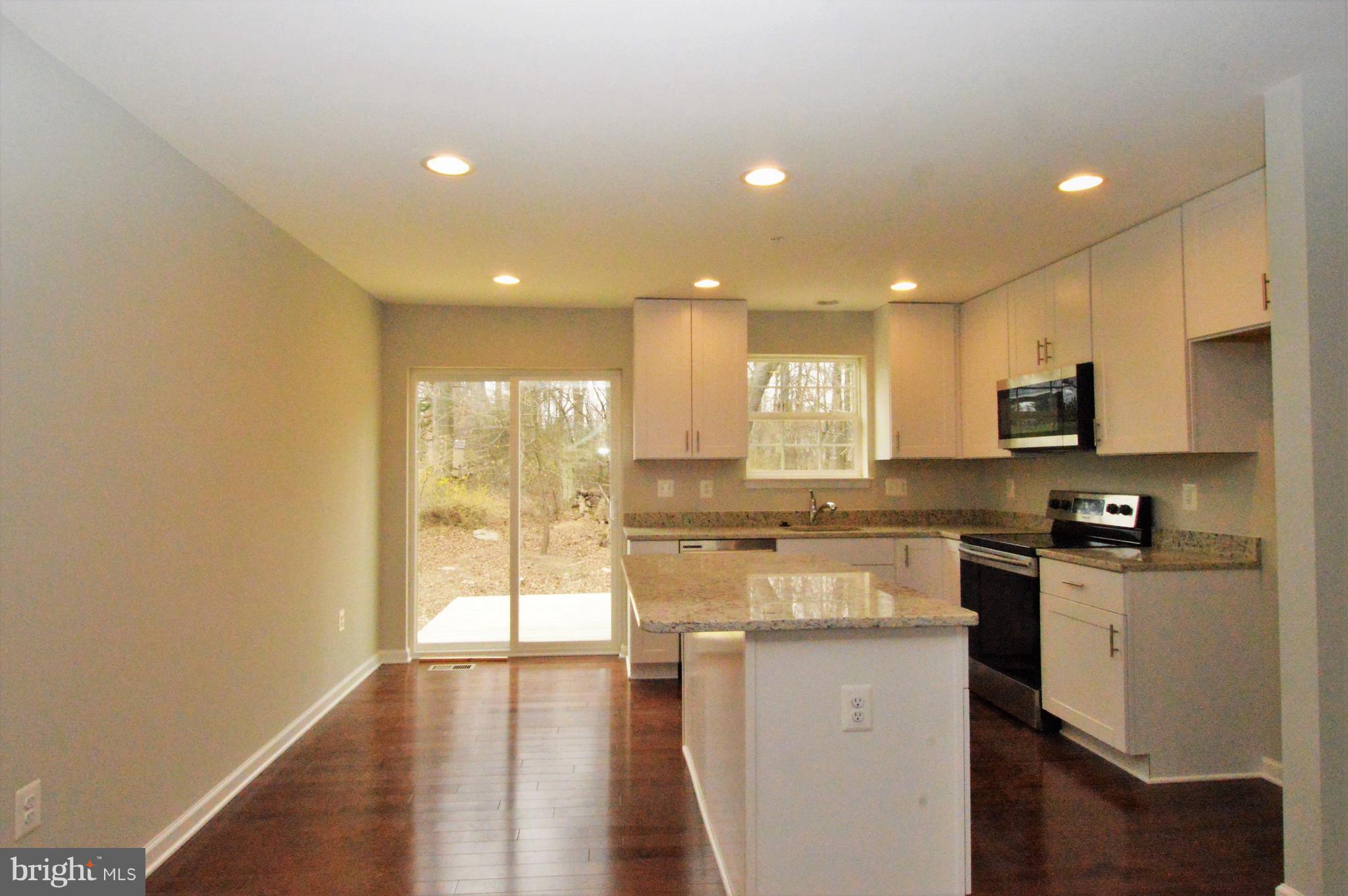 12106 Tarragon Road Reisterstown, MD 21136 - Photo 5 of 25 Granite Counters