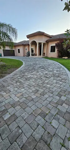 $1,350,000 | 19330 Southwest 134th Court, Miami, FL 33177