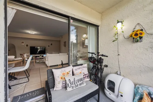 $220,000 | 10710 Royal Palm Boulevard, Unit 22, Coral Springs, FL 33065