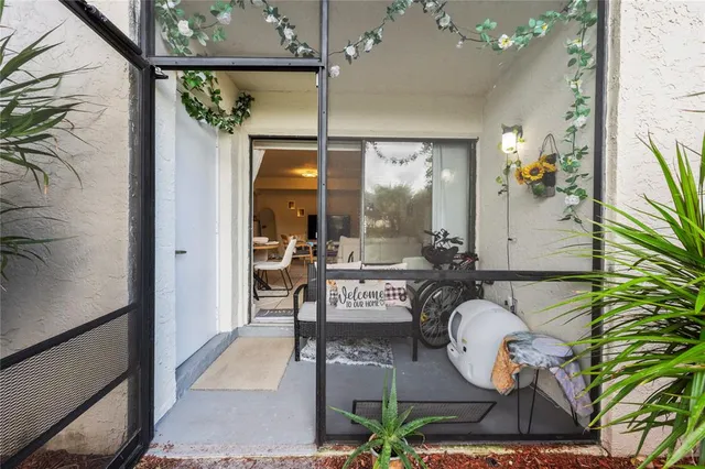 $235,000 | 10710 Royal Palm Boulevard, Unit 22, Coral Springs, FL 33065