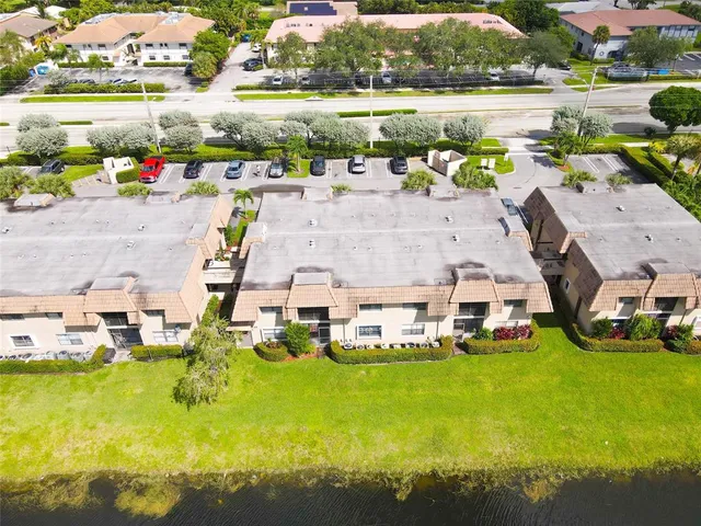 $235,000 | 10710 Royal Palm Boulevard, Unit 22, Coral Springs, FL 33065