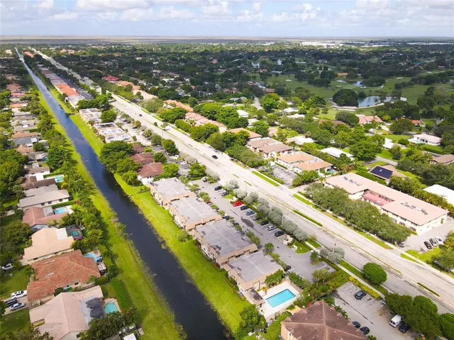 $235,000 | 10710 Royal Palm Boulevard, Unit 22, Coral Springs, FL 33065