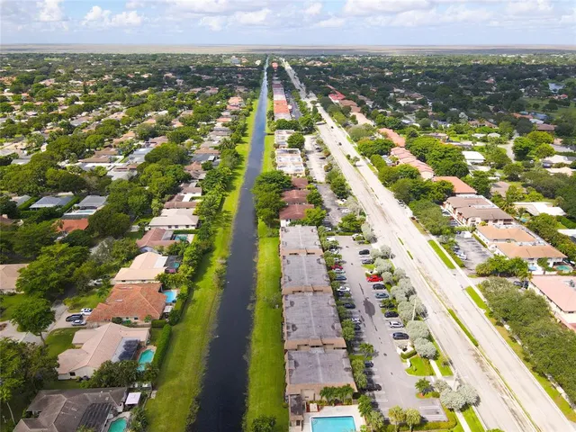 $235,000 | 10710 Royal Palm Boulevard, Unit 22, Coral Springs, FL 33065