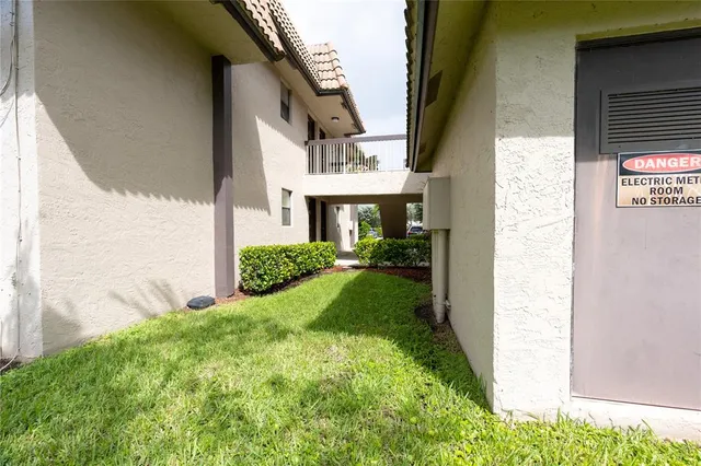 $235,000 | 10710 Royal Palm Boulevard, Unit 22, Coral Springs, FL 33065