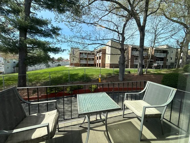 $2,300 | 1219 Pawtucket Boulevard, Unit 75, Lowell, MA 01854