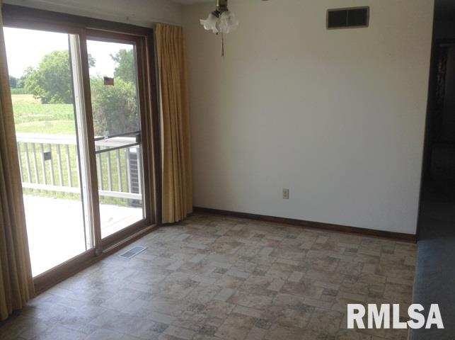 16902 West Pleasant Grove Road Trivoli, IL 61569 - Photo 12 of 17
