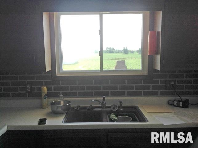 16902 West Pleasant Grove Road Trivoli, IL 61569 - Photo 14 of 17