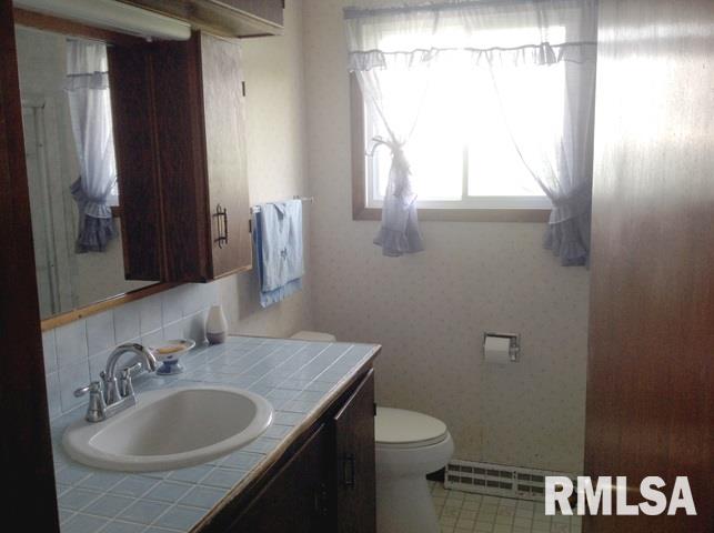 16902 West Pleasant Grove Road Trivoli, IL 61569 - Photo 16 of 17