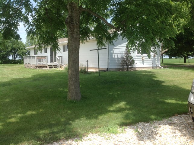 16902 West Pleasant Grove Road Trivoli, IL 61569 - Photo 7 of 17