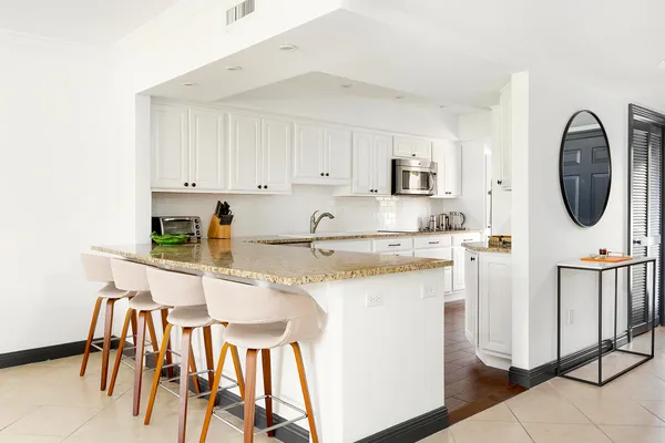 $3,800 | 13254 Polo Club Road, Unit C104, Wellington, FL 33414