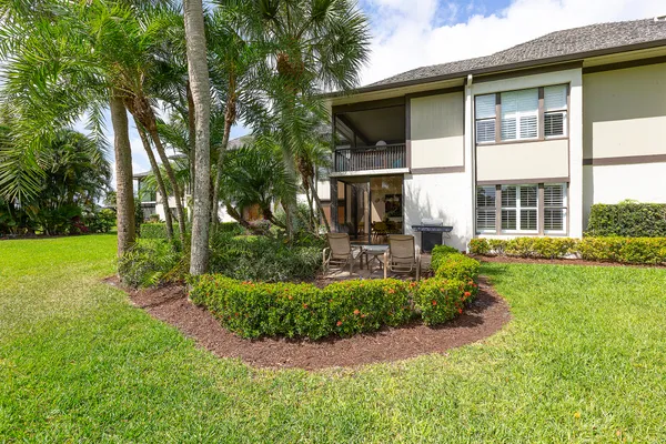 $3,800 | 13254 Polo Club Road, Unit C104, Wellington, FL 33414