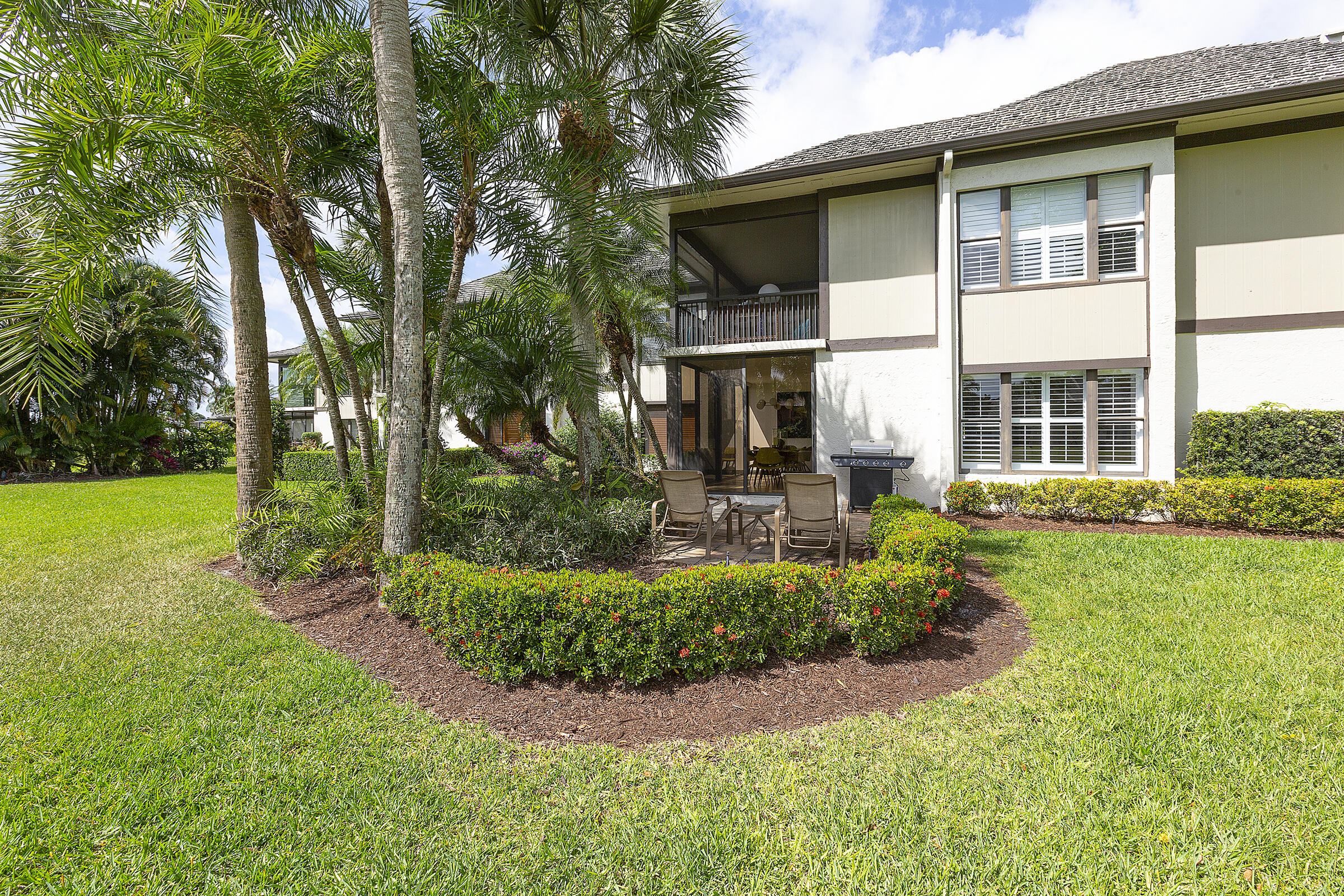 13254 Polo Club Road, Unit C104 Wellington, FL 33414 - Photo 33 of 35 35_BackExterior_1