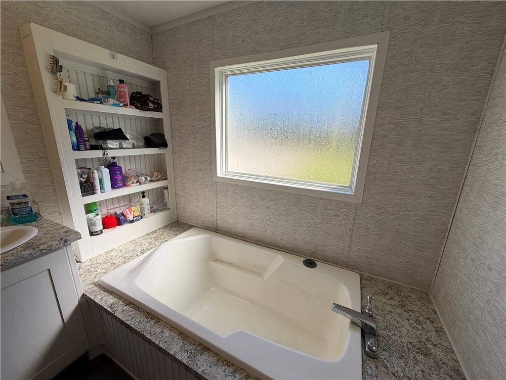 773 East Meade Road Pollock, LA 71467 - Photo 11 of 35