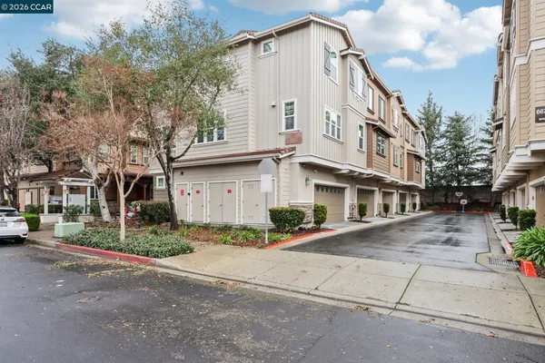 $995,000 | 6759 South Mariposa Lane, Dublin, CA 94568