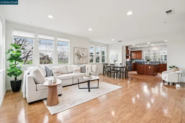 $995,000 | 6759 South Mariposa Lane, Dublin, CA 94568