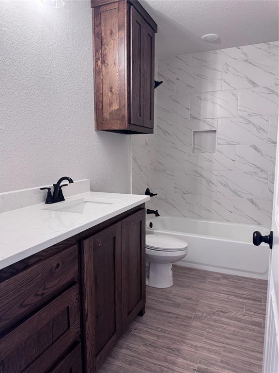 1009 East Bradshaw Road Springtown, TX 76082 - Photo 6 of 6 a bathroom with a sink and a mirror