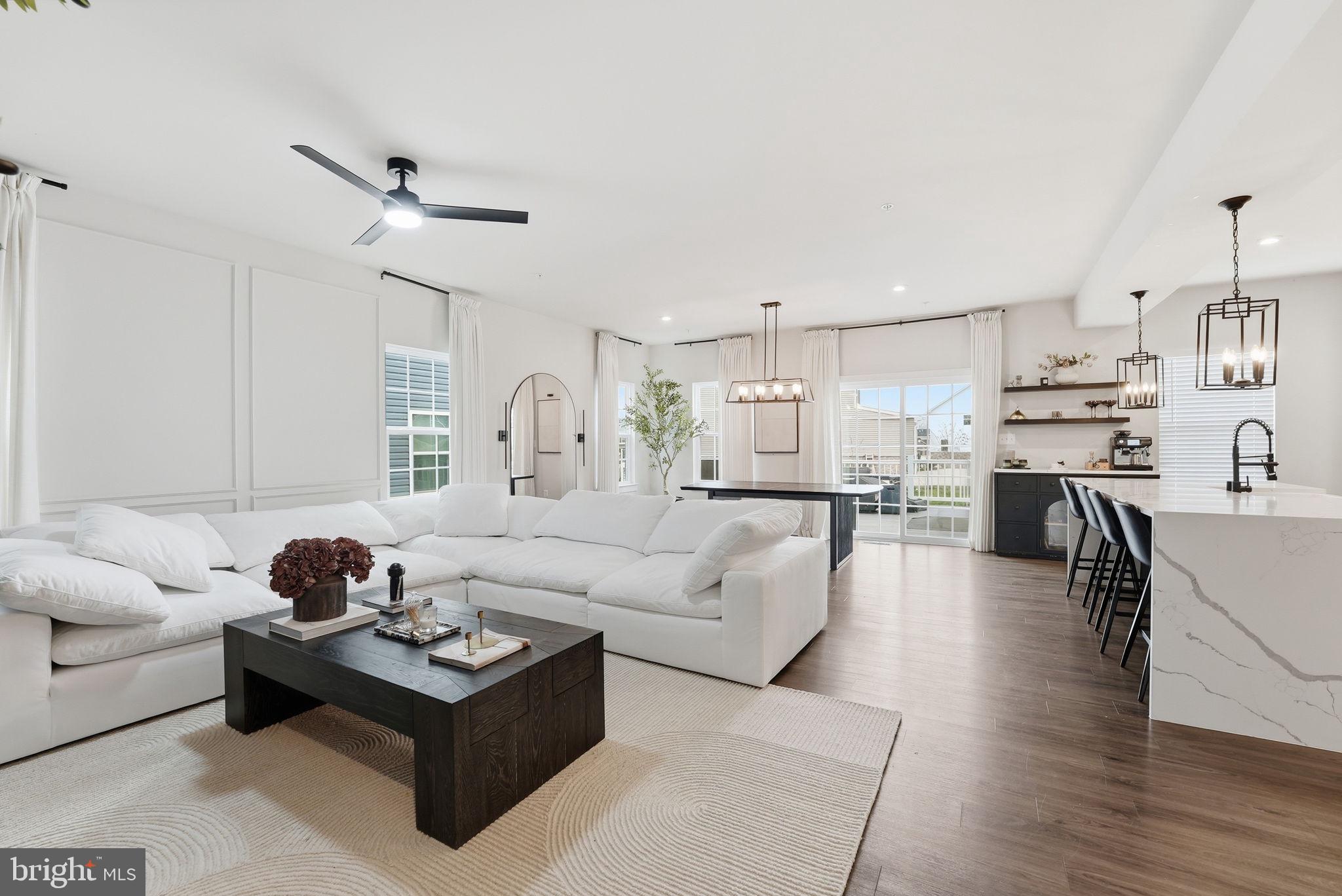 11190 Wheeler Ridge Drive Manassas, VA 20109 - Photo 4 of 25