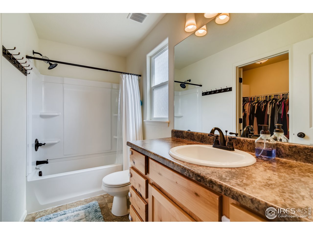7591 McClellan Road Wellington, CO 80549 - Photo 25 of 40 Master Bathroom