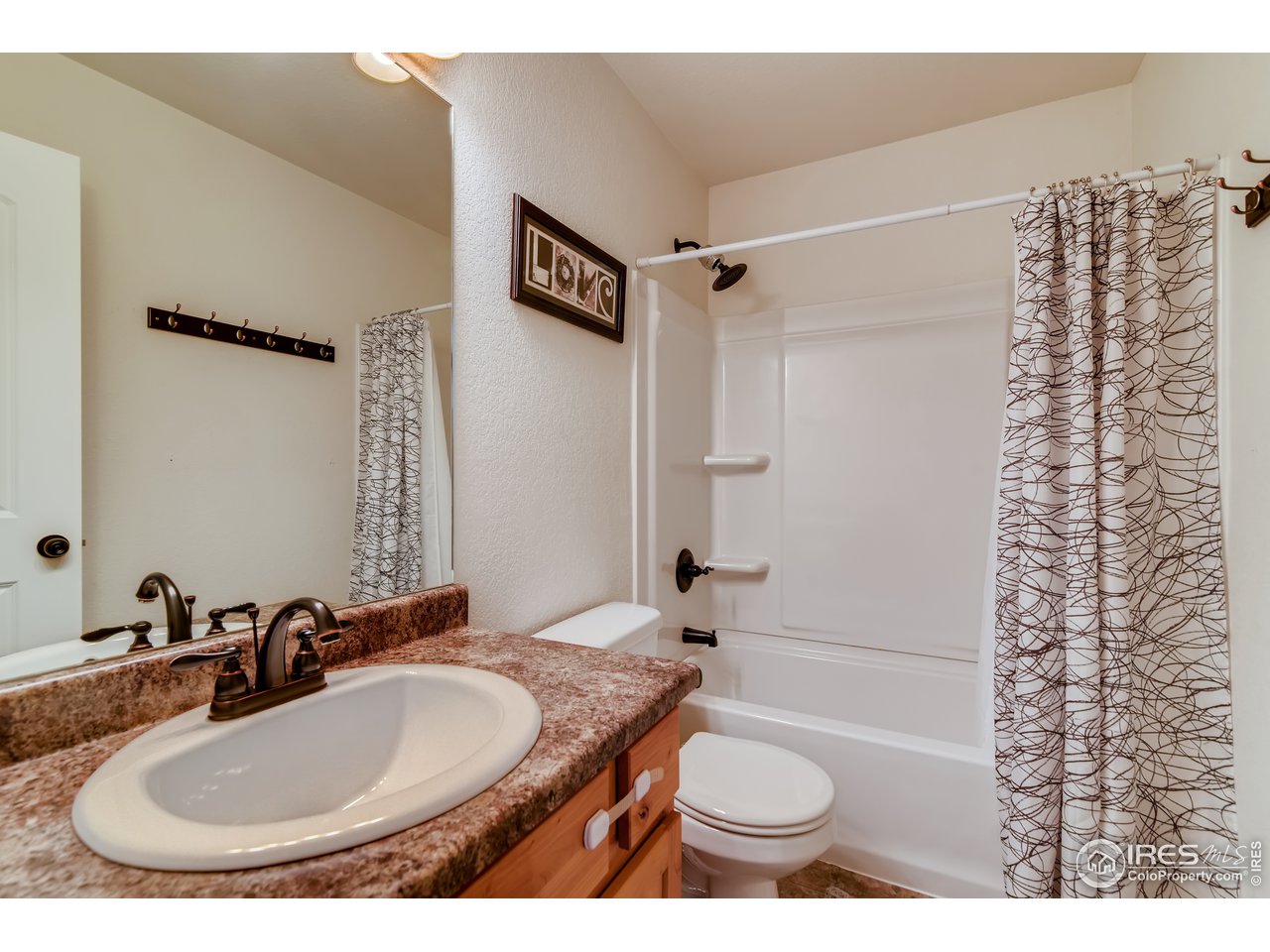 7591 McClellan Road Wellington, CO 80549 - Photo 29 of 40 Guest Bathroom