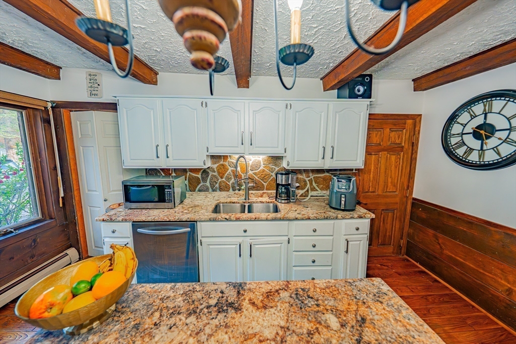 257 Ashby State Road Fitchburg, MA 01420 - Photo 22 of 29