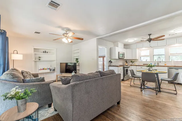 $1,995 | 409 Aero Avenue, Schertz, TX 78154