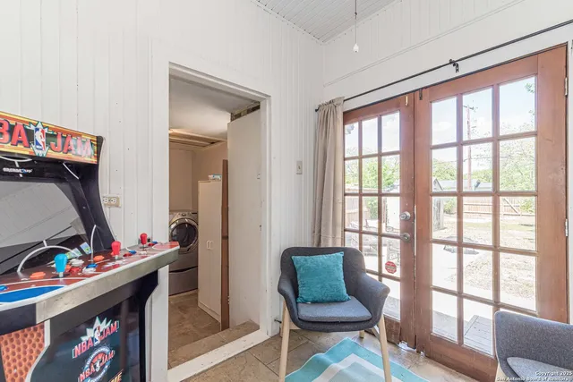 $1,995 | 409 Aero Avenue, Schertz, TX 78154