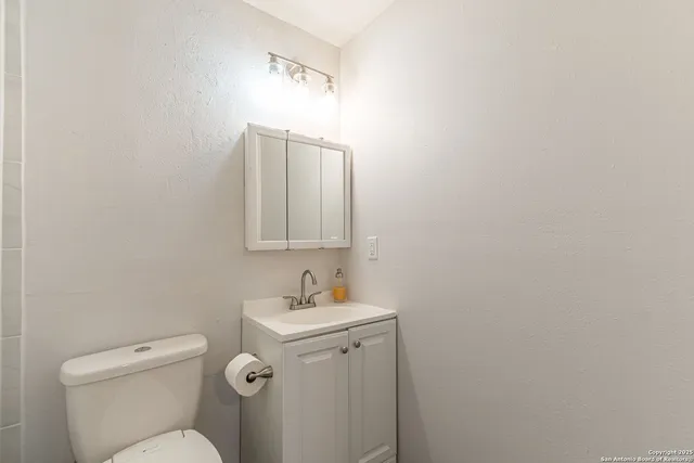 $1,995 | 409 Aero Avenue, Schertz, TX 78154