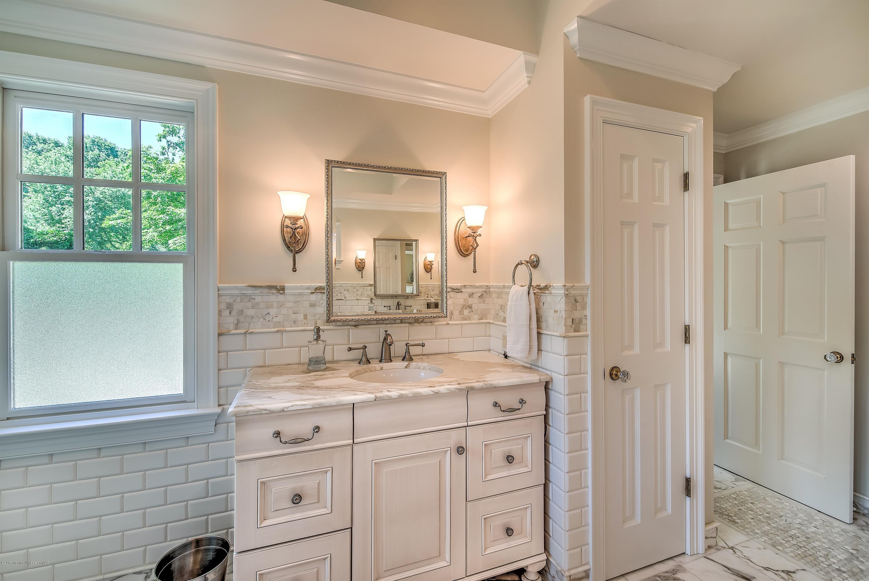25 Phalanx Road Lincroft, NJ 07738 - Photo 16 of 35 023_MASTER BATHROOM