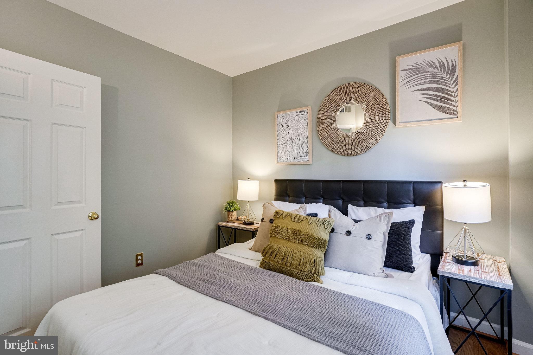 1750 Harvard Street Northwest, Unit 2D Washington, DC 20009 - Photo 21 of 28
