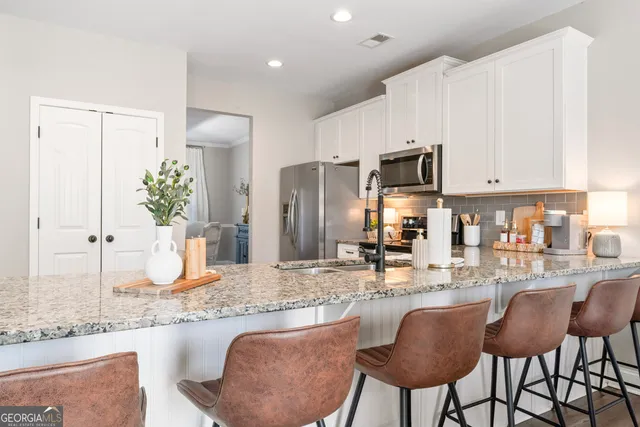 $389,999 | 204 Clear Springs Court, Jackson, GA 30233