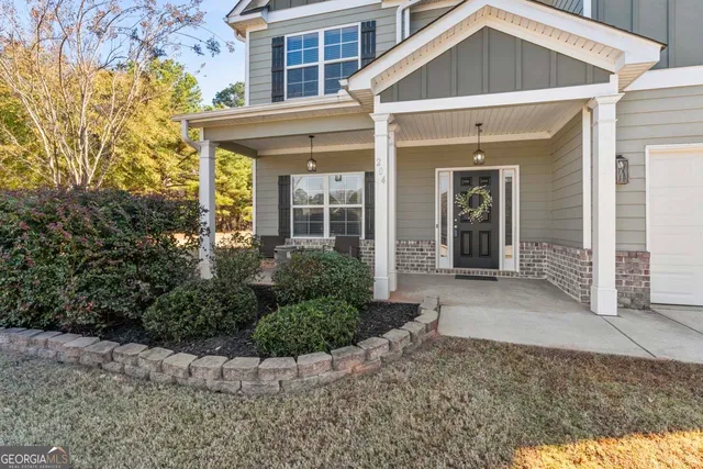 $389,999 | 204 Clear Springs Court, Jackson, GA 30233