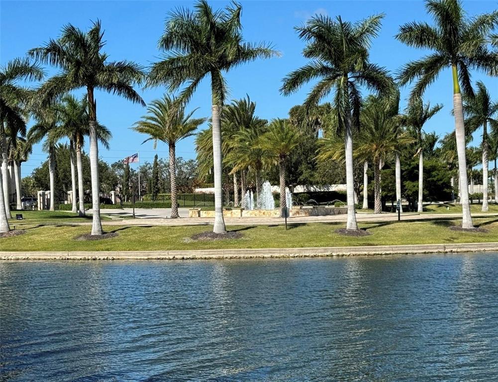 124 Soliera Street Nokomis, FL 34275 - Photo 24 of 43 a view of a house with a swimming pool