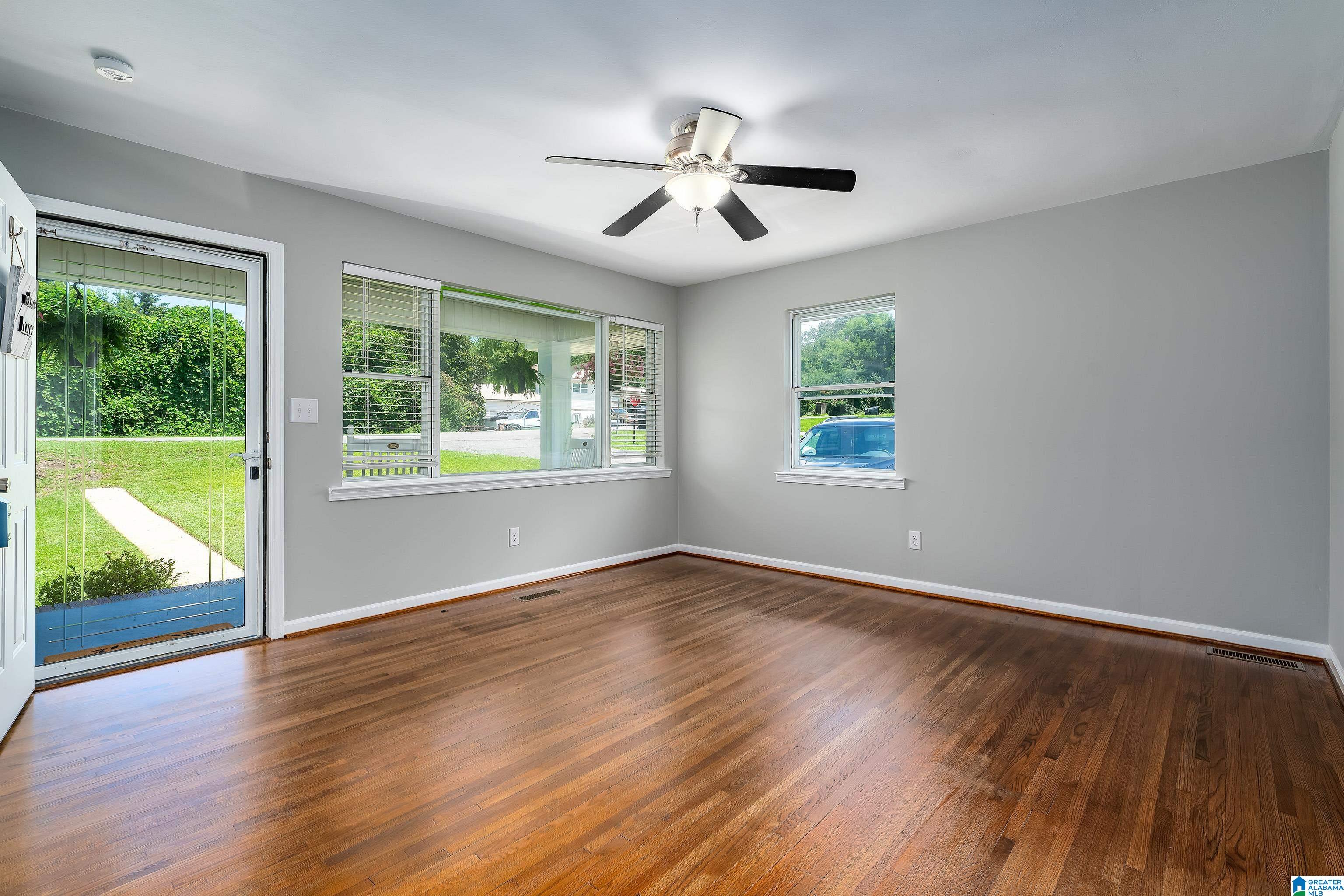 816 Whaley Road Fultondale, AL 35068 - Photo 4 of 26